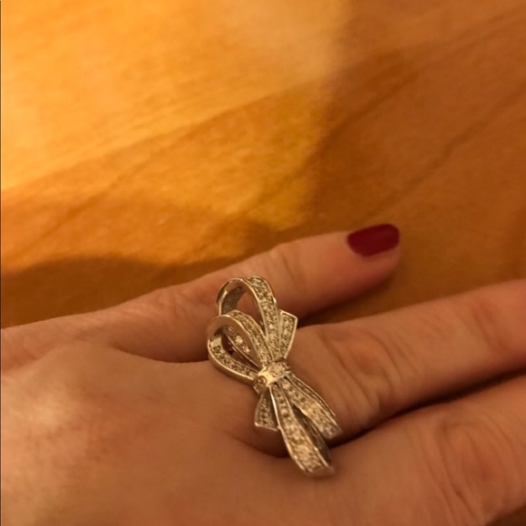 Large Bow Ring - Picture 5 of 5
